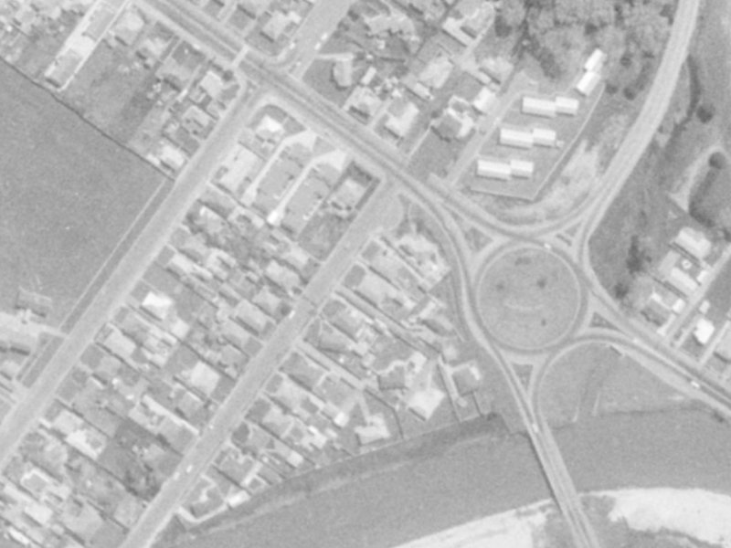 58 Gould Crescent from the air, 1975-1979