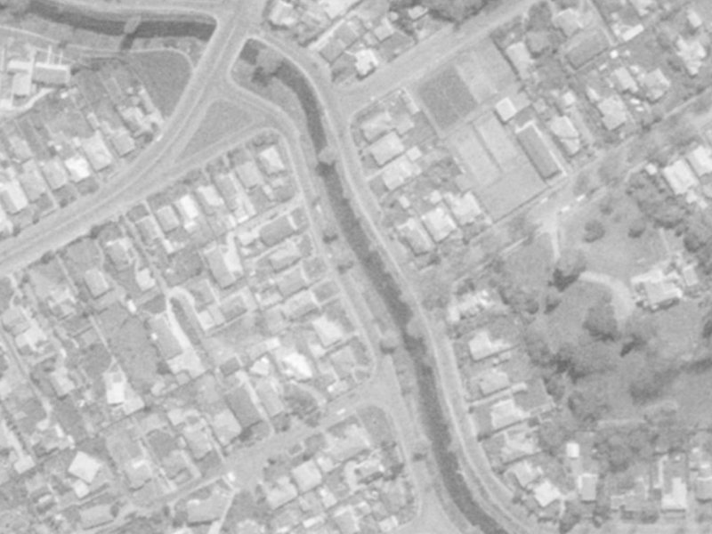 Cholmondeley Avenue from the air, 1975-1979
