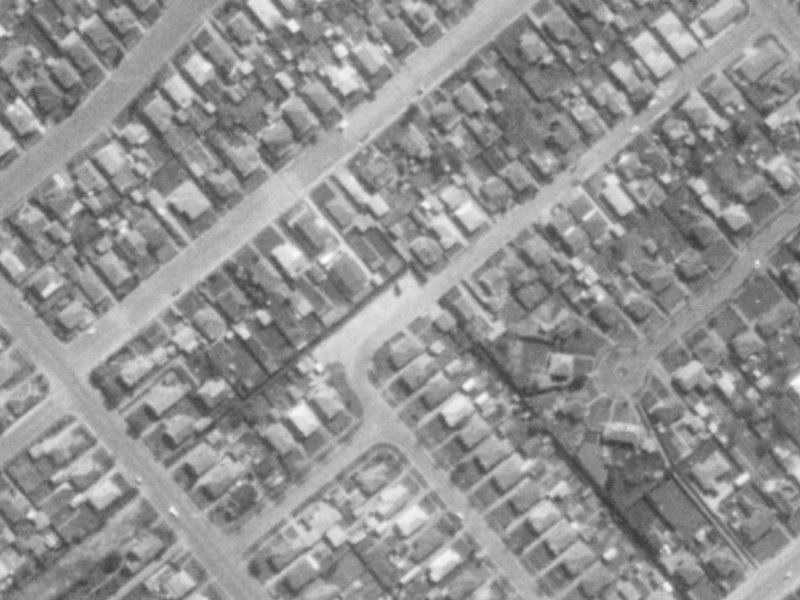 34 Cheviot Street from the air, 1975-1979