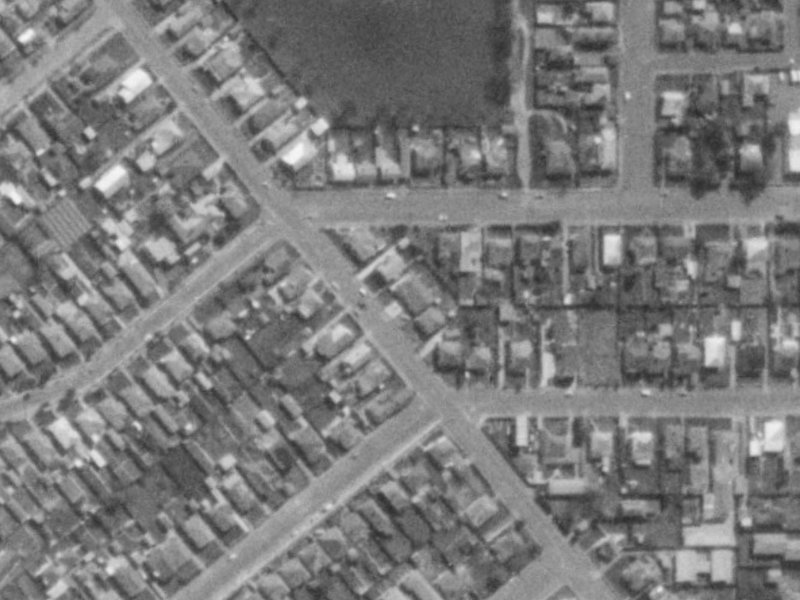 82B Strickland Street from the air, 1975-1979