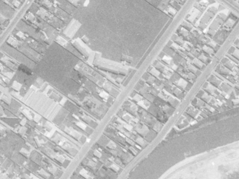 16 Gould Crescent from the air, 1975-1979
