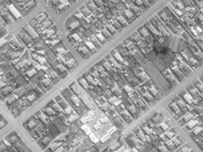 1/72 Cobham Street from the air, 1975-1979