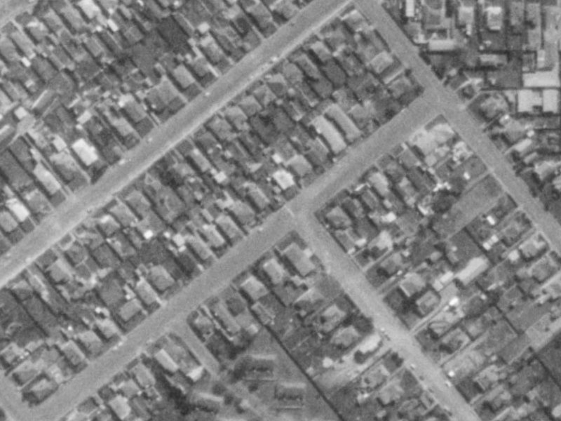 37 Dunn Street from the air, 1975-1979