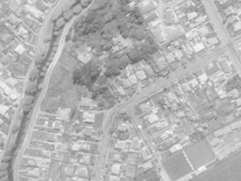 65 Saint Martins Road from the air, 1975-1979