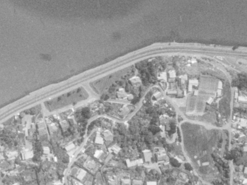 1 The Brae from the air, 1975-1979