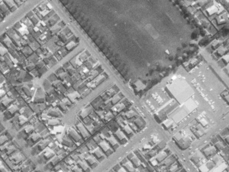 3 Kinver Place from the air, 1975-1979