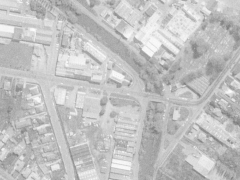 3-15 Garlands Road from the air, 1975-1979