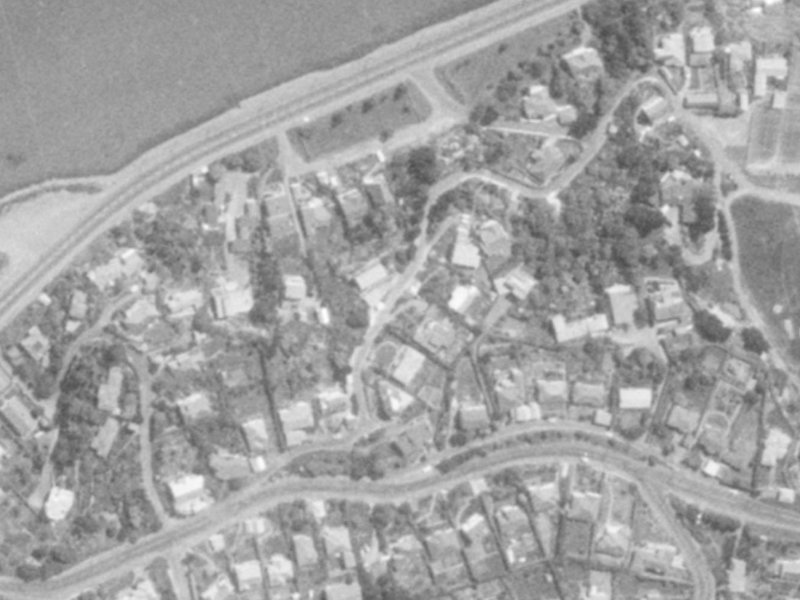 22 The Brae from the air, 1975-1979