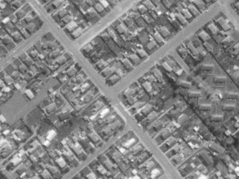84 Selwyn Street from the air, 1975-1979