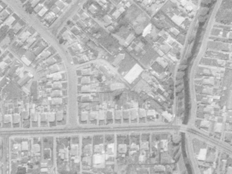 10 Redbridge Lane from the air, 1975-1979