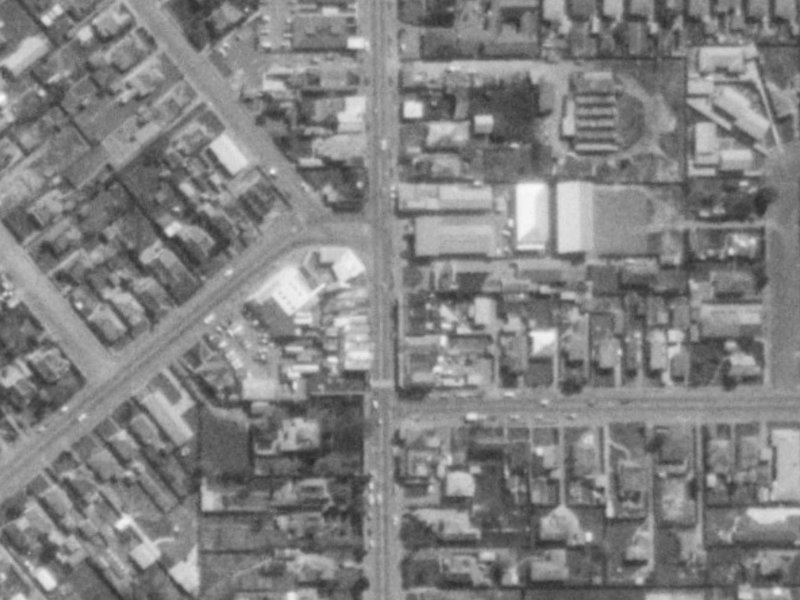 5/140 Colombo Street from the air, 1975-1979