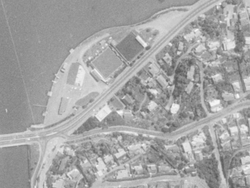 14 Main Road from the air, 1975-1979