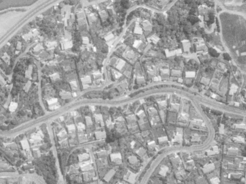 37 Saint Andrews Hill Road from the air, 1975-1979