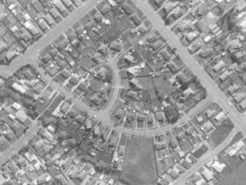4 Gleig Place from the air, 1975-1979