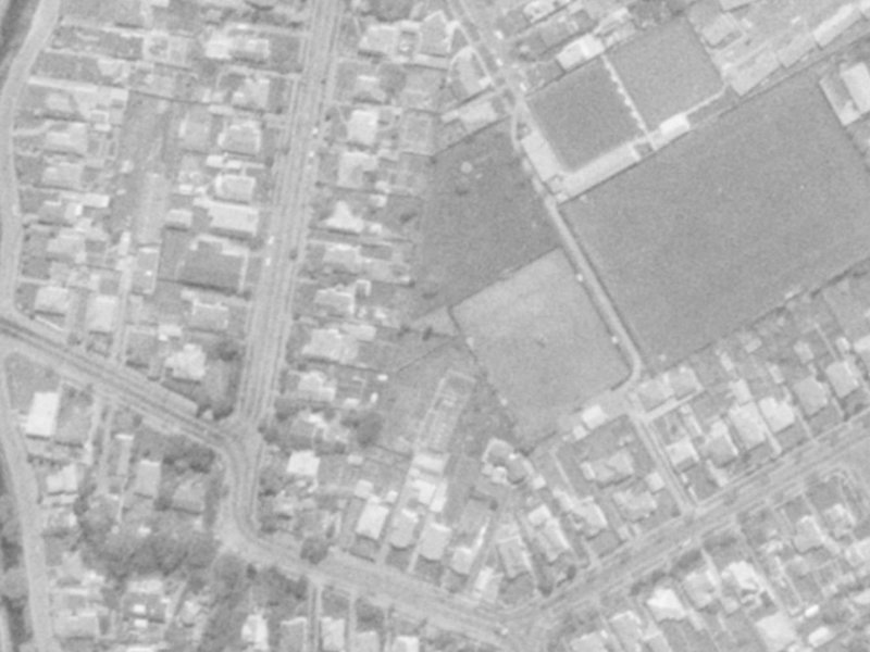 42A Saint Martins Road from the air, 1975-1979