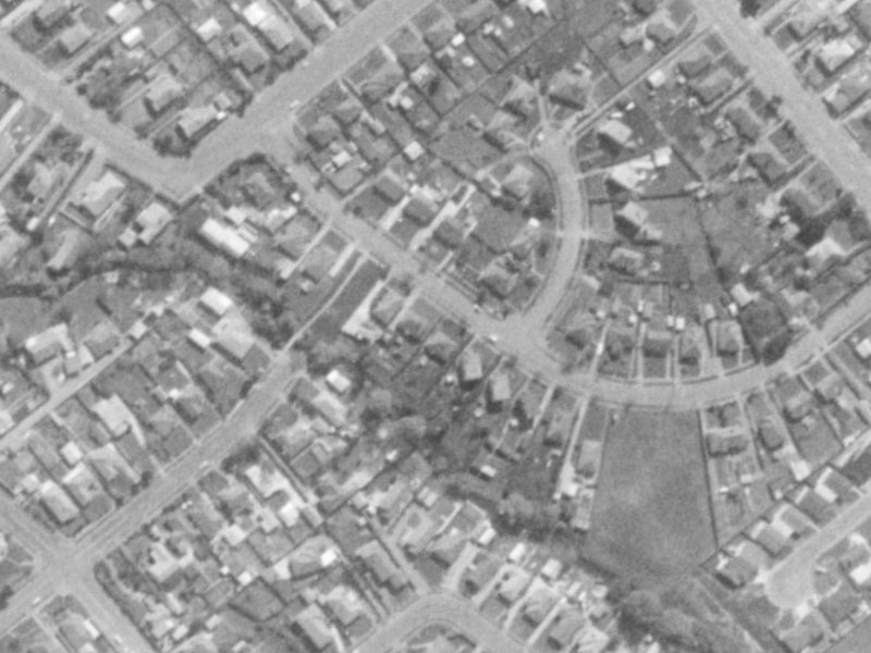 29 Glynne Crescent from the air, 1975-1979