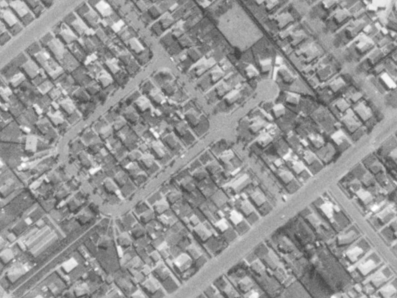 9 Winsor Crescent from the air, 1975-1979