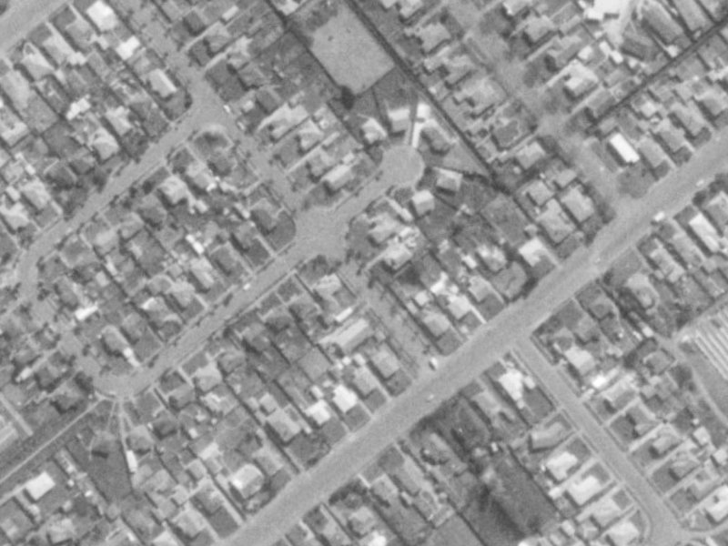 8 Beanland Avenue from the air, 1975-1979