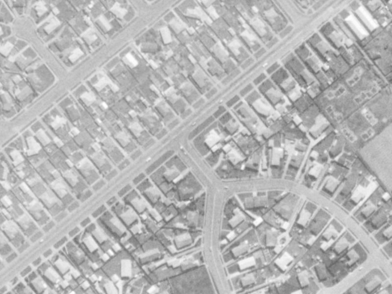5 Rowley Avenue from the air, 1975-1979