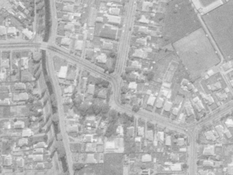 37 Saint Martins Road from the air, 1975-1979