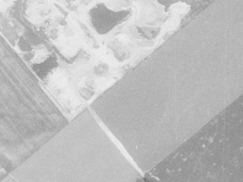 33 Mariposa Crescent from the air, 1975-1979