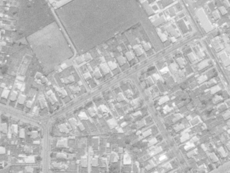 Gamblins Road from the air, 1975-1979