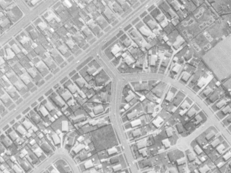 4 Rowley Avenue from the air, 1975-1979