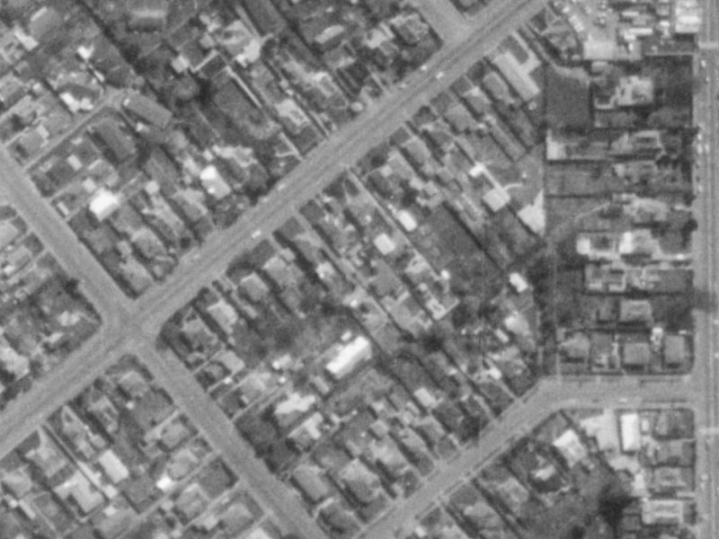 123 Colombo Street from the air, 1975-1979