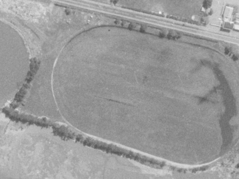 12C Settlers Crescent from the air, 1975-1979