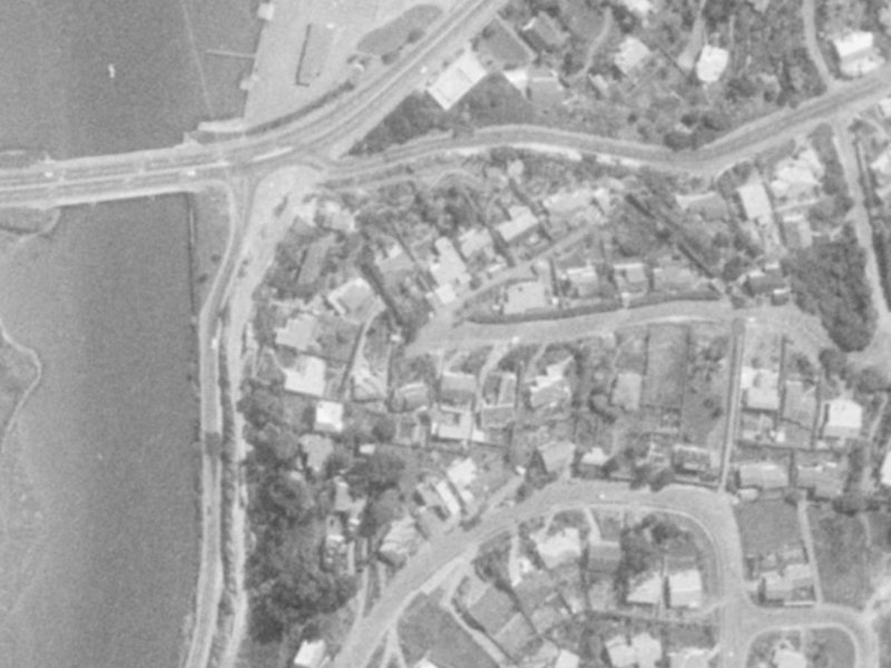 3 Menlo Terrace from the air, 1975-1979
