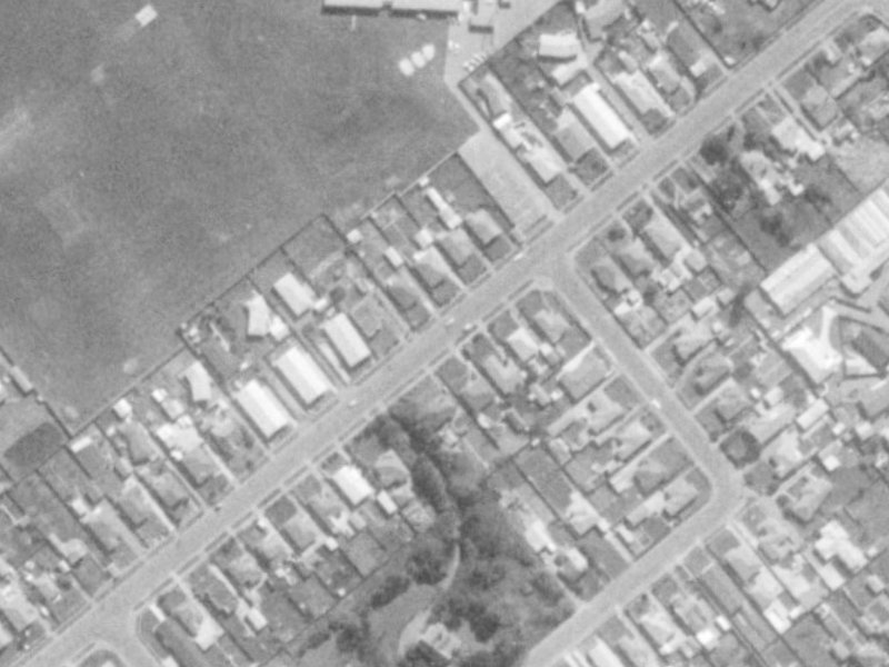 24 Mathers Road from the air, 1975-1979