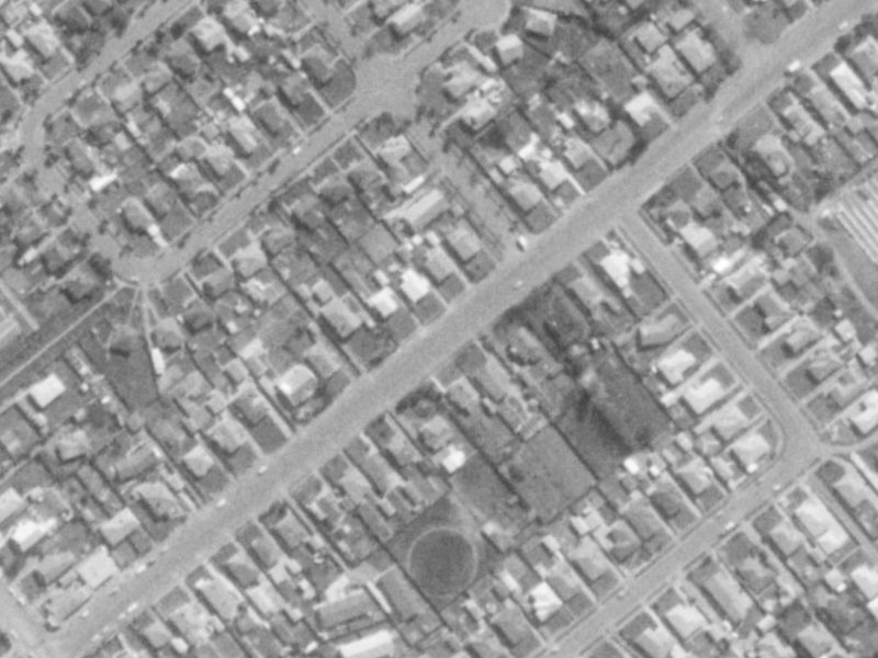 33A Stourbridge Street from the air, 1975-1979