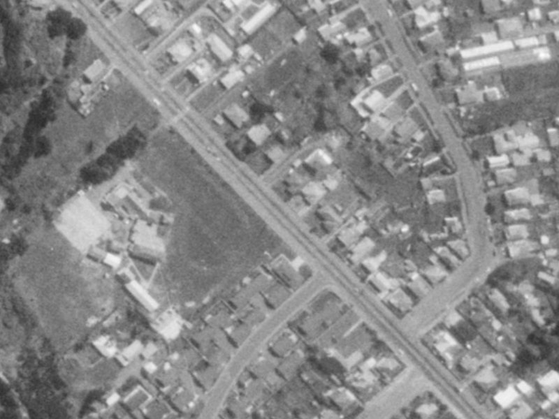 51 Main Road from the air, 1975-1979