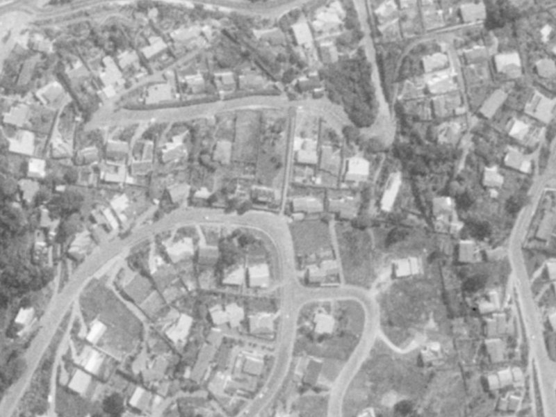 41 Cannon Hill Crescent from the air, 1975-1979