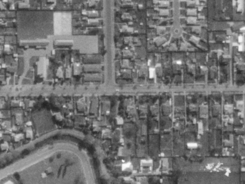 48 Fisher Avenue from the air, 1975-1979