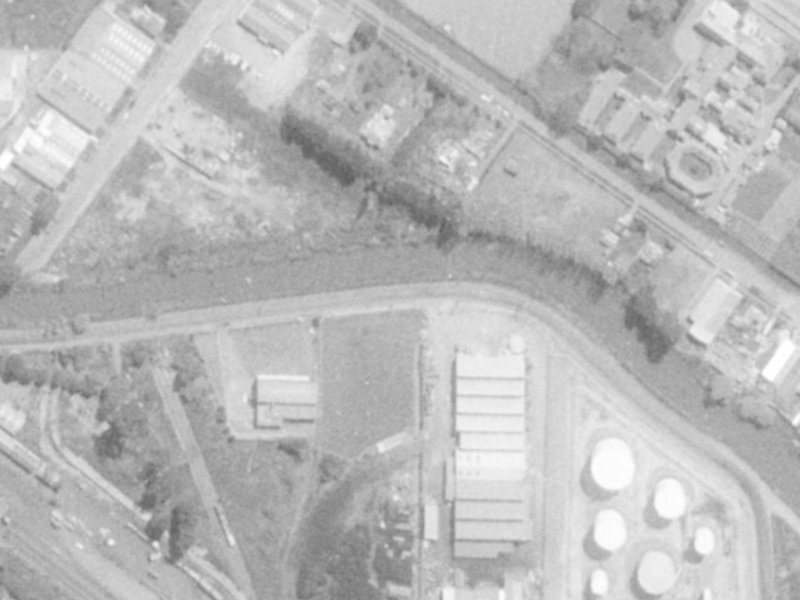 216 Cumnor Terrace from the air, 1975-1979