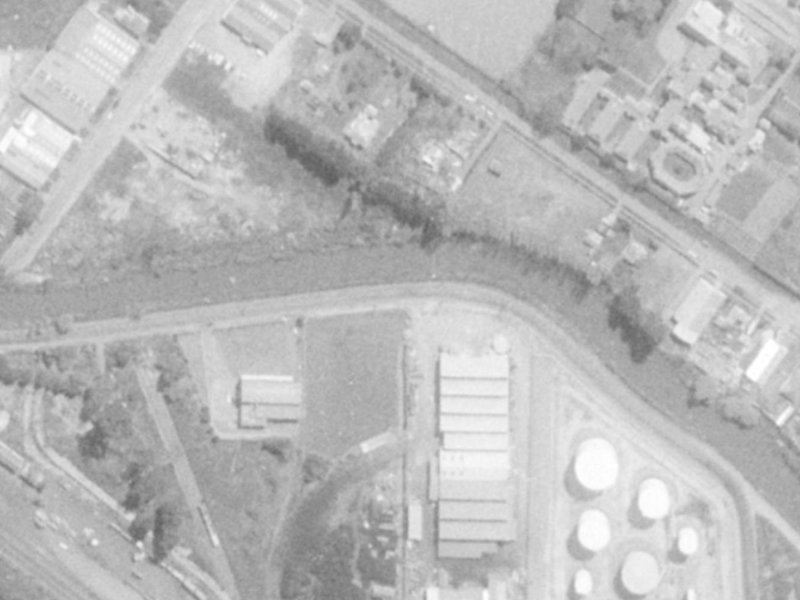 217 Cumnor Terrace from the air, 1975-1979