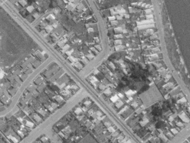 4 Celia Street from the air, 1975-1979