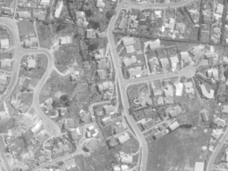 297 Cannon Hill Crescent from the air, 1975-1979