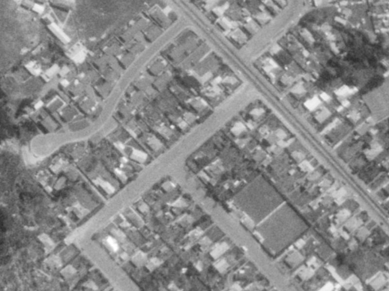 9 Taupata Street from the air, 1975-1979