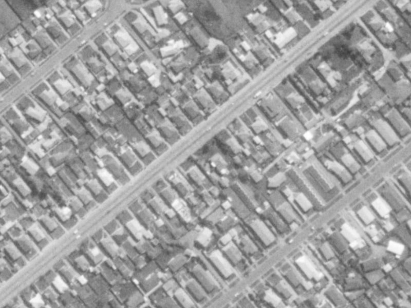 46 Frankleigh Street from the air, 1975-1979