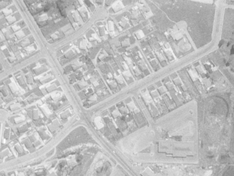 9 Curries Road from the air, 1975-1979