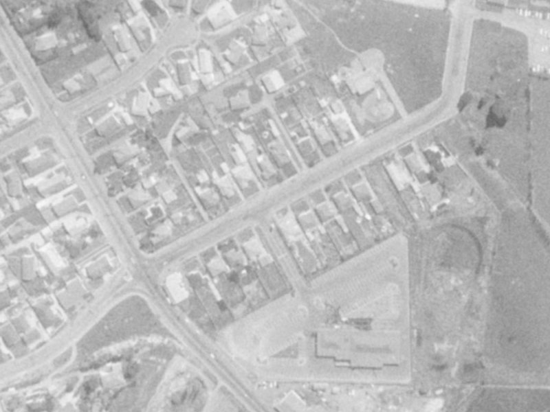 16 Curries Road from the air, 1975-1979