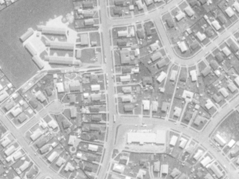 69 Rowley Avenue from the air, 1975-1979