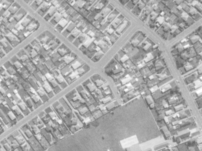 44 Wyn Street from the air, 1975-1979