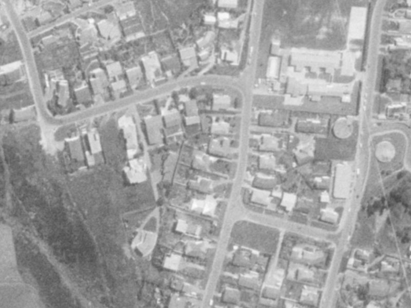267 Cannon Hill Crescent from the air, 1975-1979