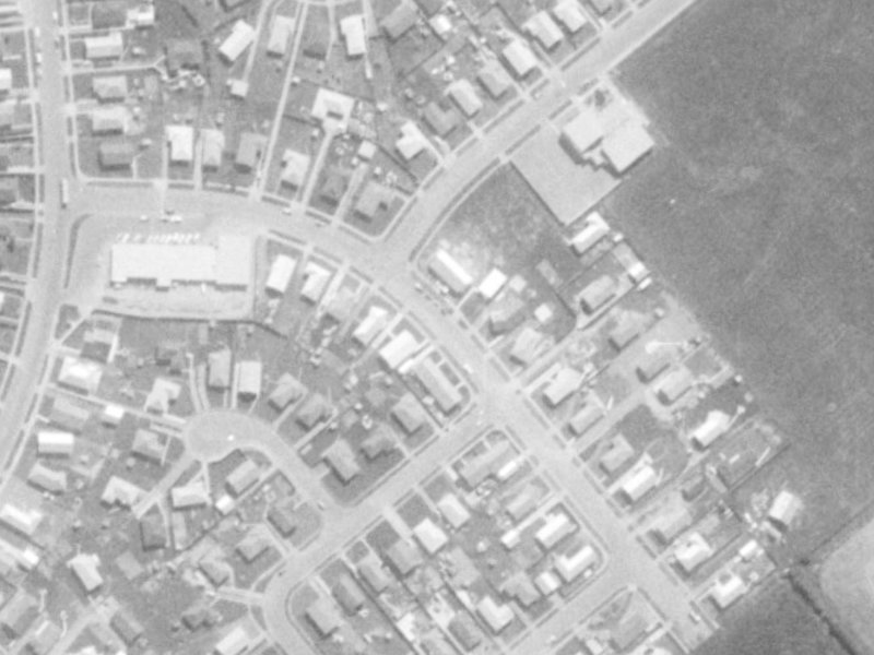 28 McCarthy Street from the air, 1975-1979