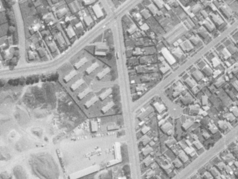 87 Lyttelton Street from the air, 1975-1979