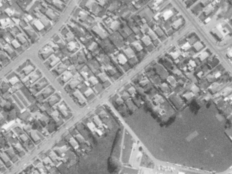 137 Rose Street from the air, 1975-1979
