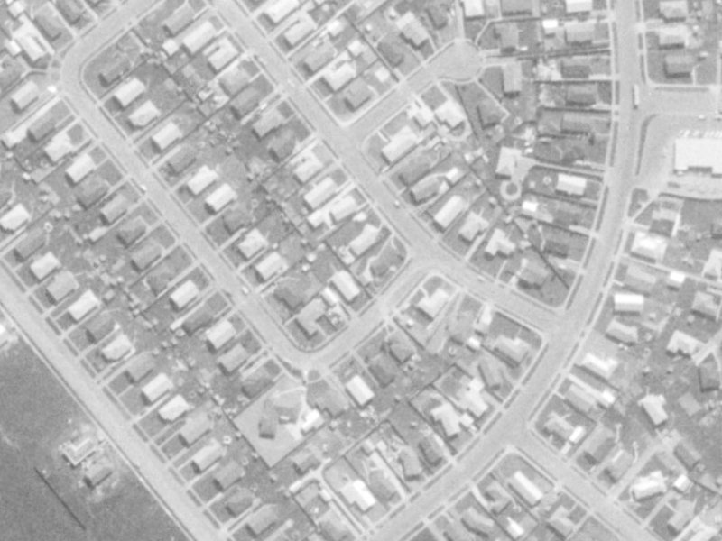 4 Leicester Crescent from the air, 1975-1979
